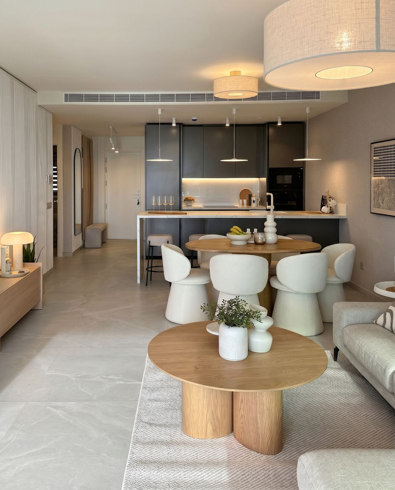 Kitchen and dining area